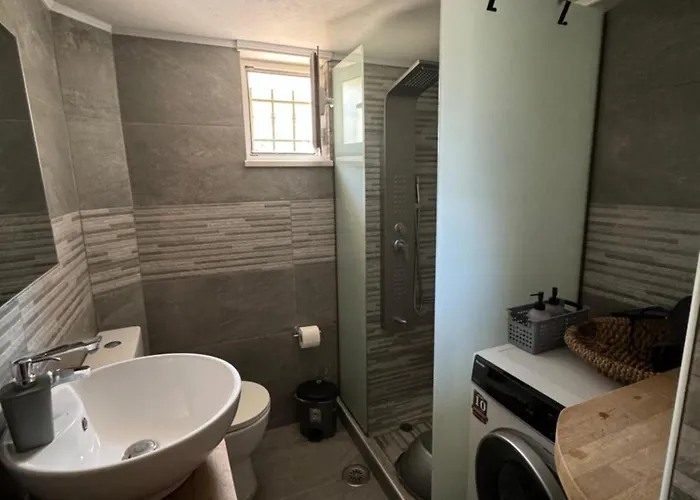 Margarita In Paralia Velikas 公寓 *